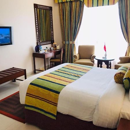 Beach Luxury Hotel Karaczi Zewnętrze zdjęcie