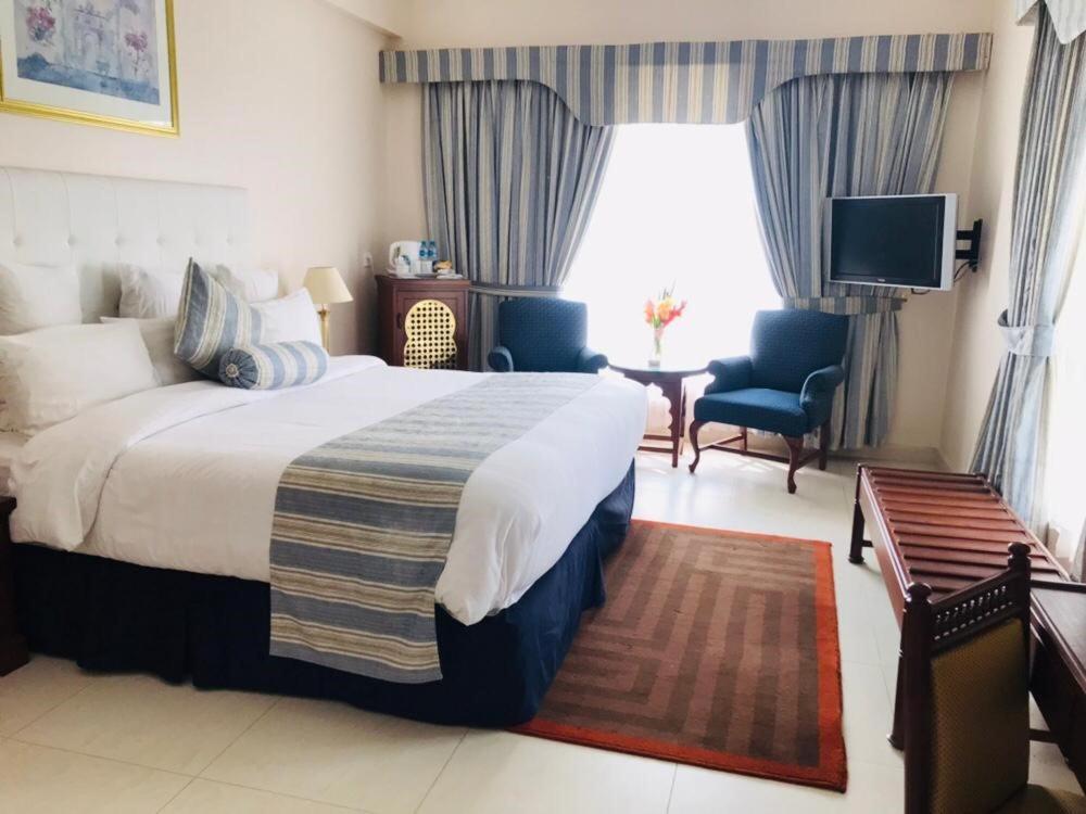 Beach Luxury Hotel Karaczi Zewnętrze zdjęcie