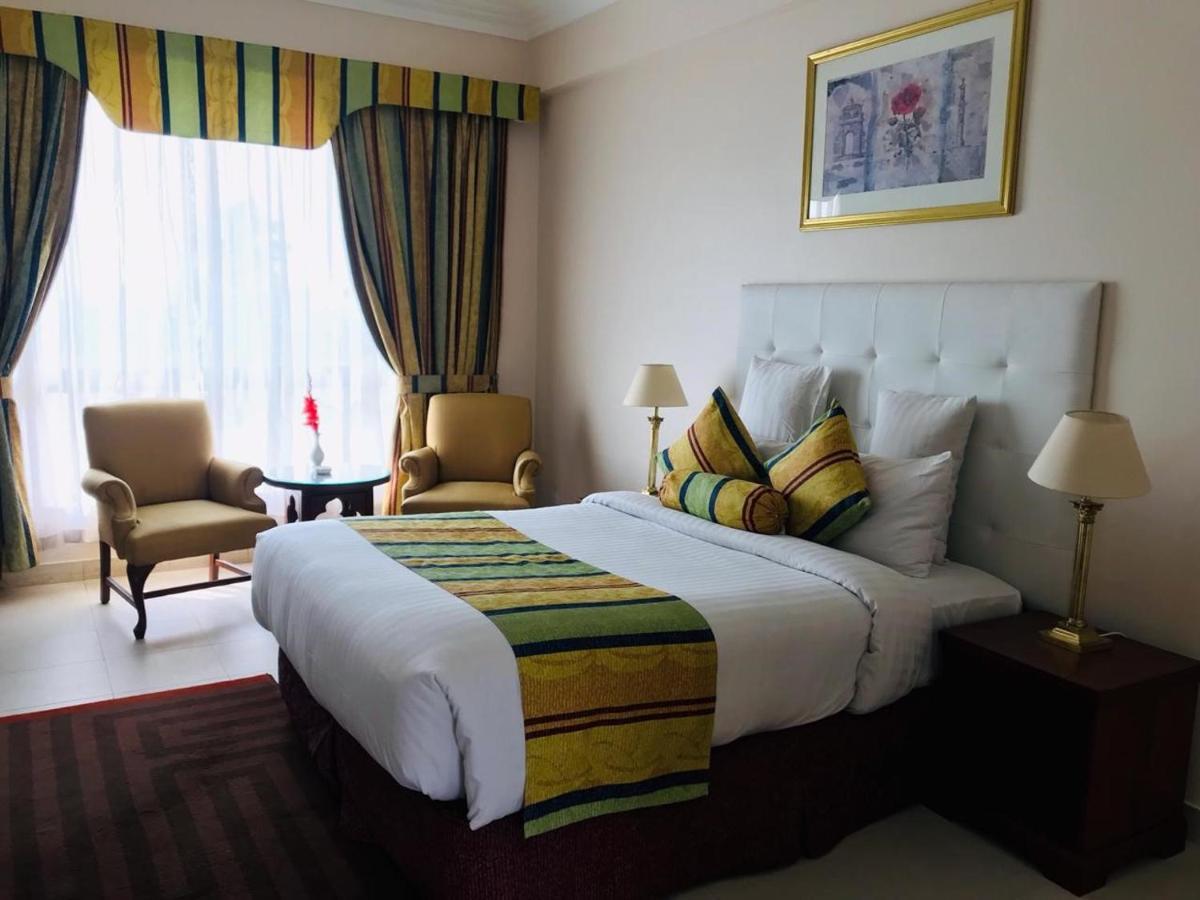 Beach Luxury Hotel Karaczi Zewnętrze zdjęcie