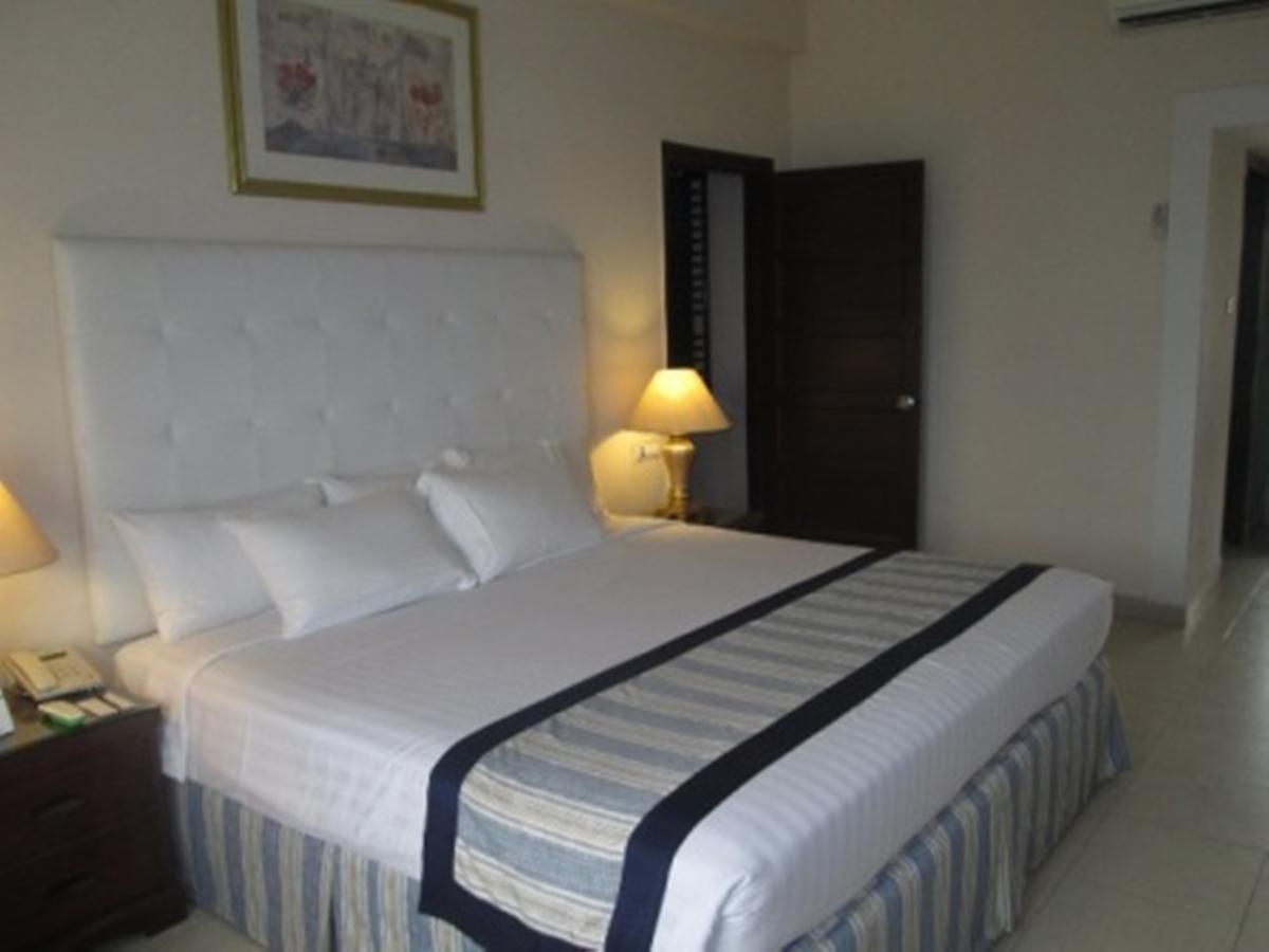 Beach Luxury Hotel Karaczi Zewnętrze zdjęcie