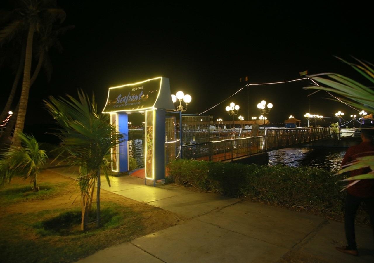 Beach Luxury Hotel Karaczi Zewnętrze zdjęcie