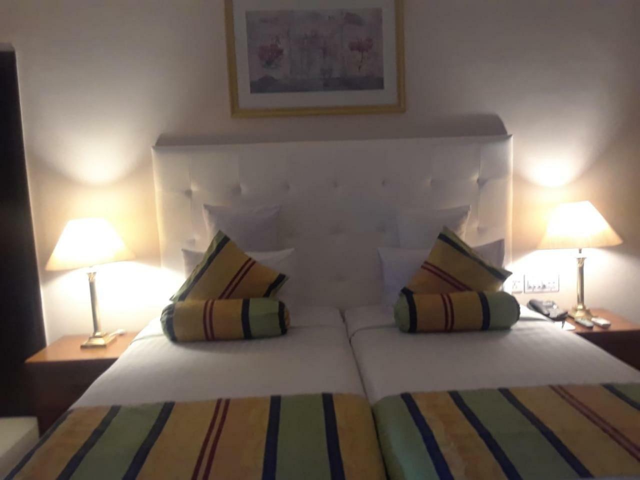 Beach Luxury Hotel Karaczi Zewnętrze zdjęcie