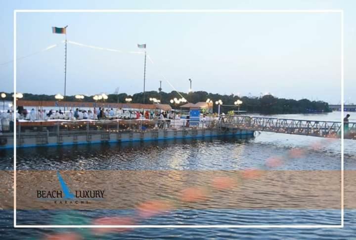 Beach Luxury Hotel Karaczi Zewnętrze zdjęcie